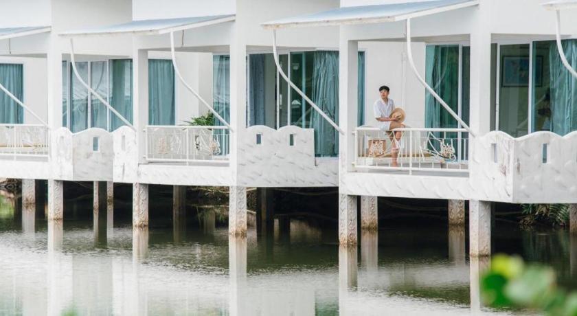 Anavilla Tangke Resort Khanom Exterior photo